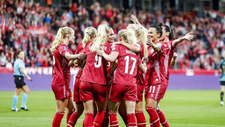 Gratis landskamp med kvinderne i Viborg